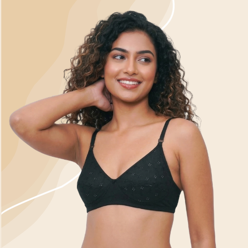 Cotton-Rich Full Coverage Solid Lightly Padded Bra For Women