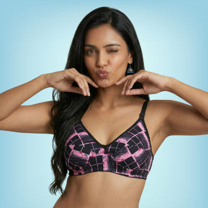 Cotton-Rich Full Coverage Solid Lightly Padded Bra For Women